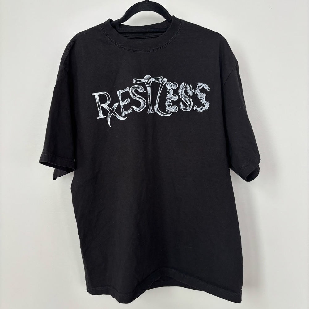 Restless Black Graphic T-Shirt Size‎ XL
